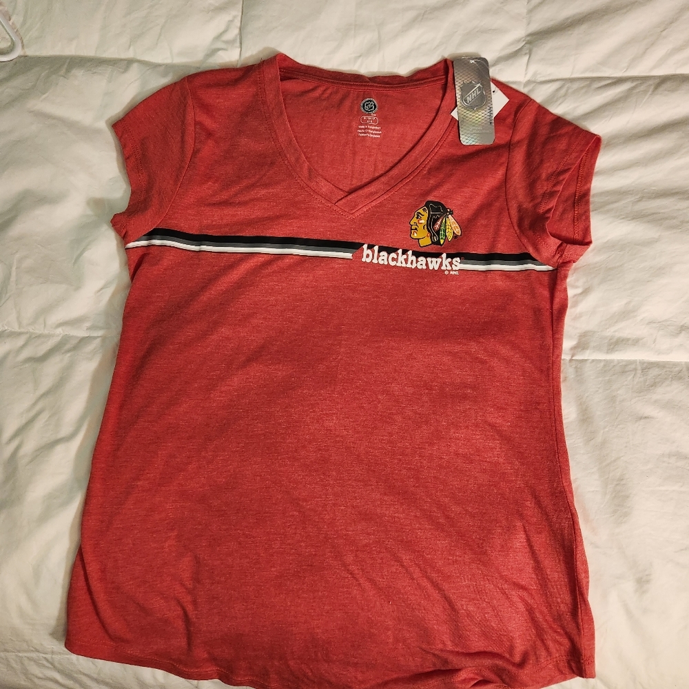 NWT women's Licensed Blackhawks shirt